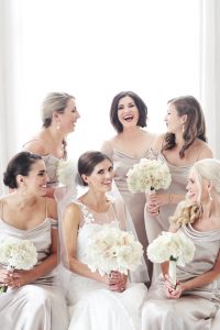 bridesmaids-laughing