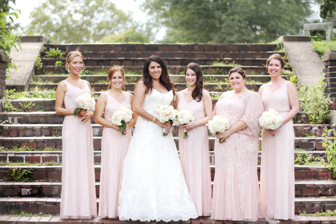 bridesmaids-in-pink-araujo