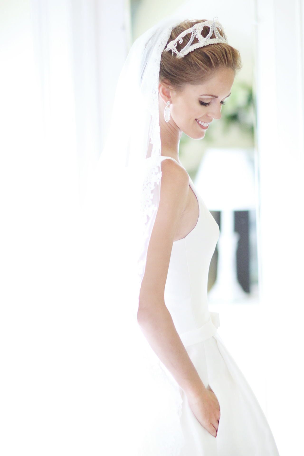 wedding gown with pockets