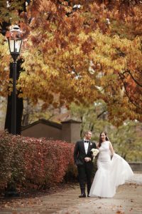 newlyweds-walking-pittsburgh