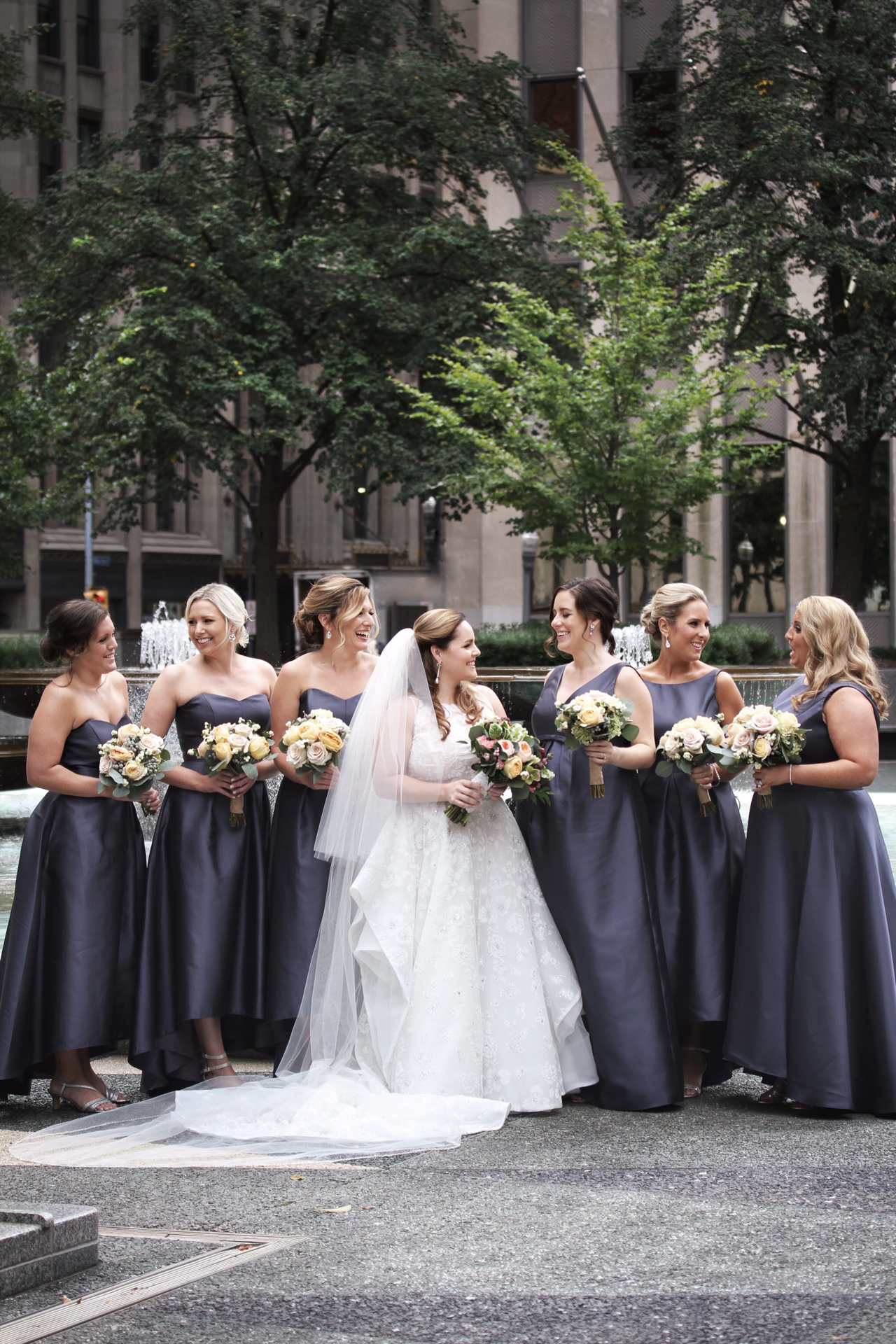 pittsburgh-wedding-bridesmaids